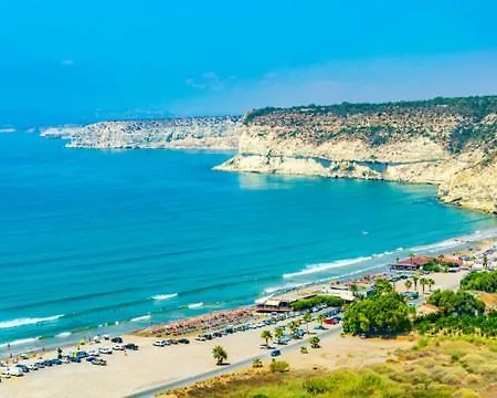 Rose - 3 Bed Pool Episkopi (Limassol)