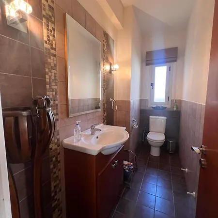 Rose - 3 Bed Pool Episkopi (Limassol)