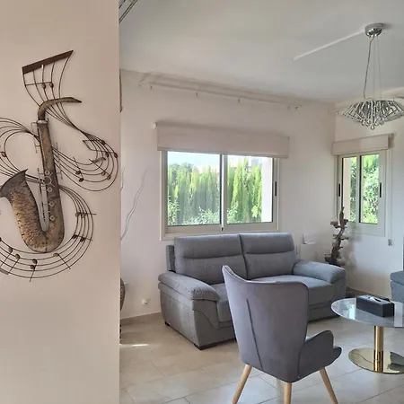 Rose - 3 Bed Pool Villa Episkopi (Limassol)