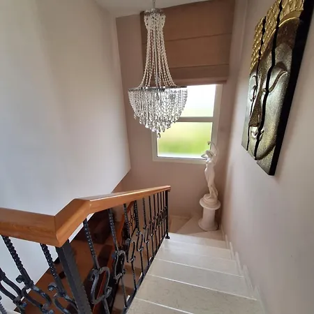 Villa Rose - 3 Bed Pool Episkopi (Limassol)