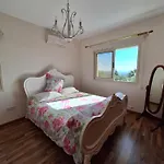 Rose - 3 Bed Pool Villa Episkopi (Limassol)