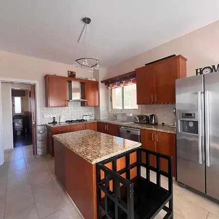 Rose - 3 Bed Pool