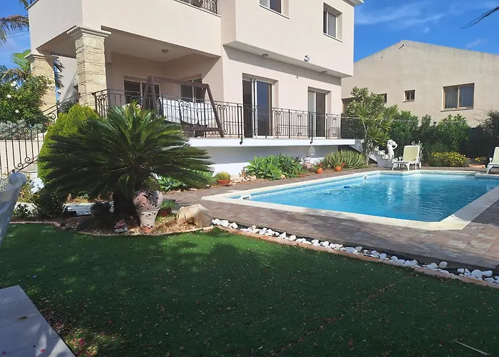 Villa Rose - 3 Bed Pool