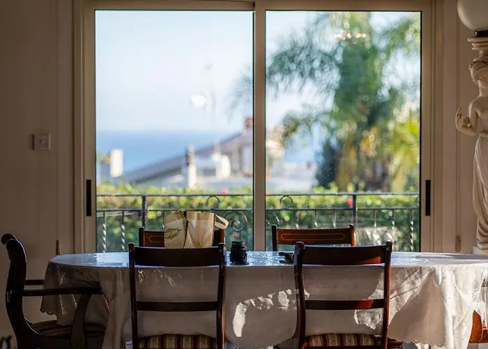 Rose - 3 Bed Pool Vila